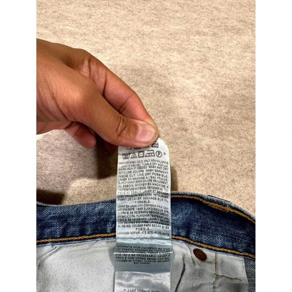 Levis 501 Straight Jeans Mens 40x32 Blue Whiskering Denim Cotton Button Fly